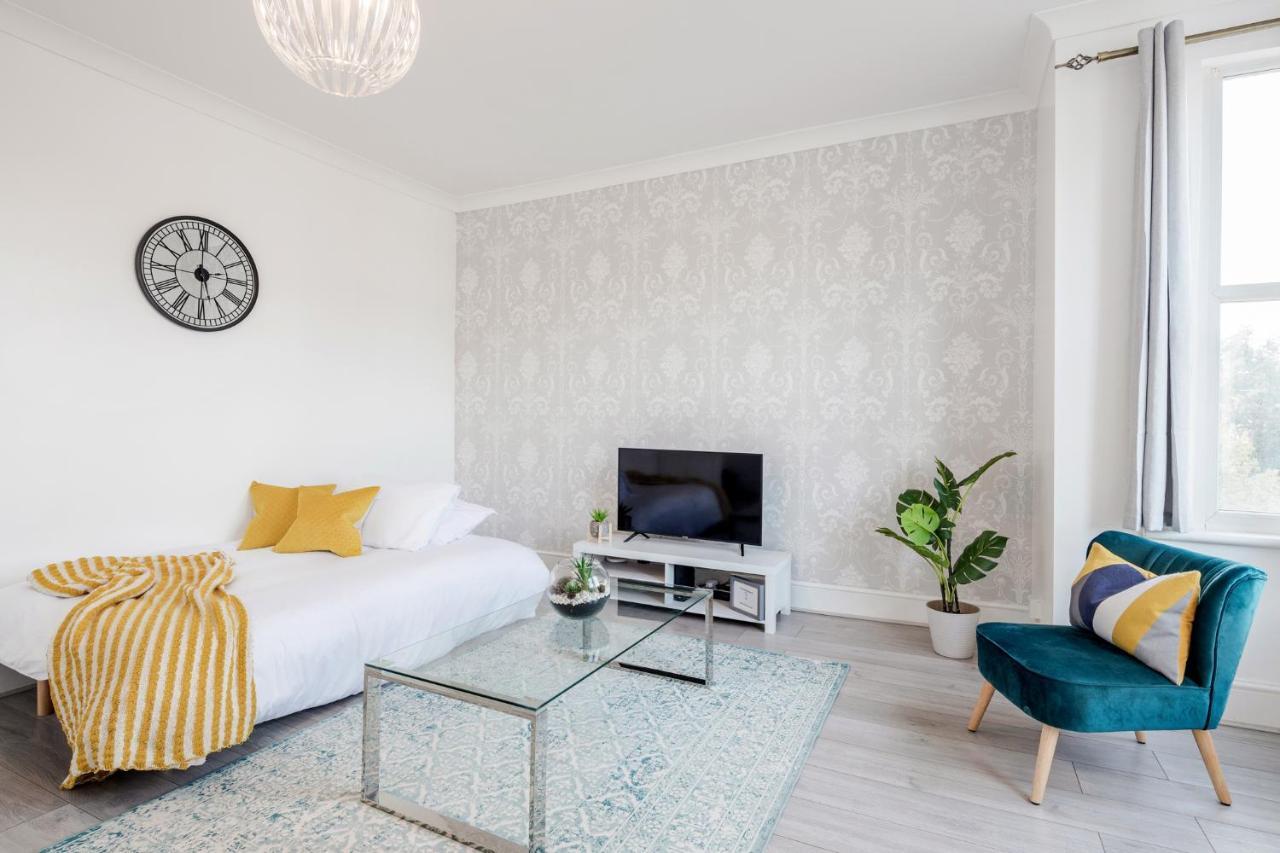 Business & Leisure 2 Bedroom & Parking By Damask Homes 伊尔福德 外观 照片